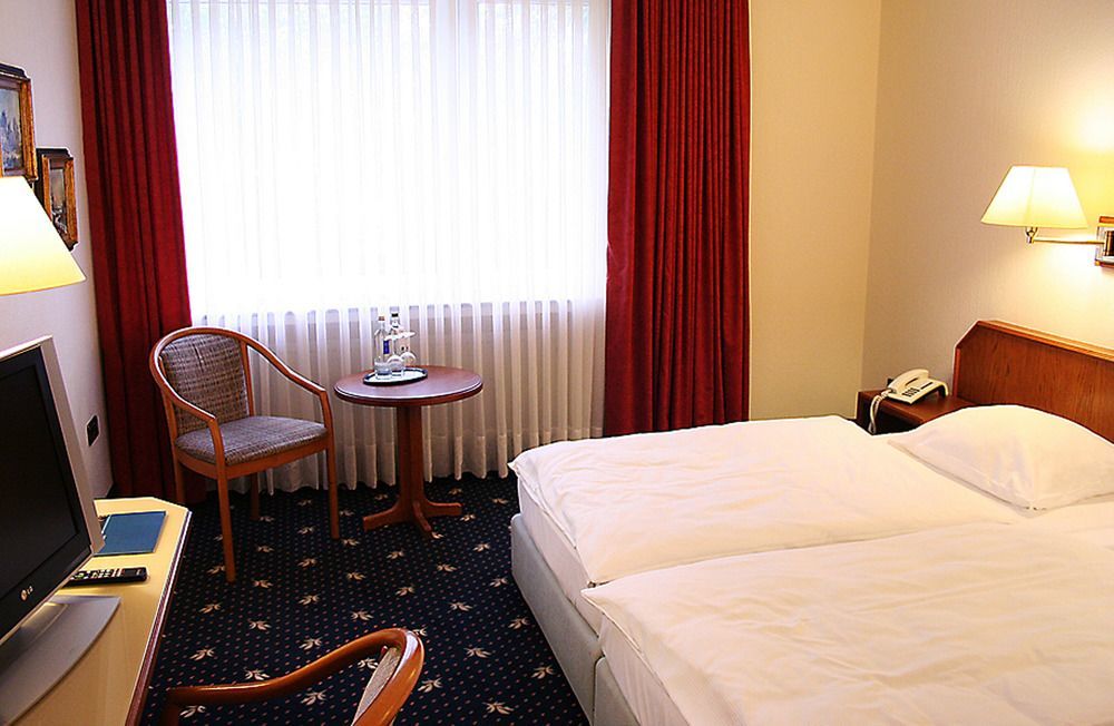 Hotel Munte Am Stadtwald Brémai repülőtér Kültér fotó